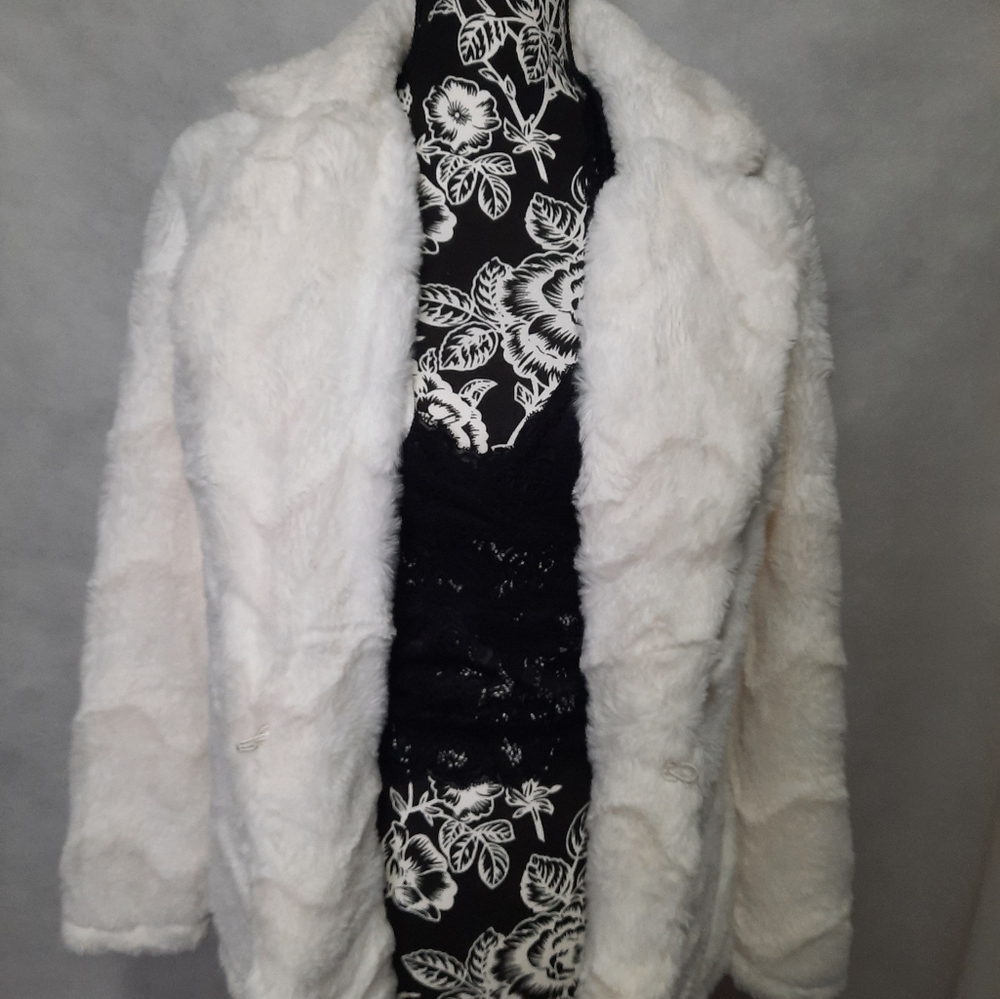White Fur Jacket - Picture 2 of 5